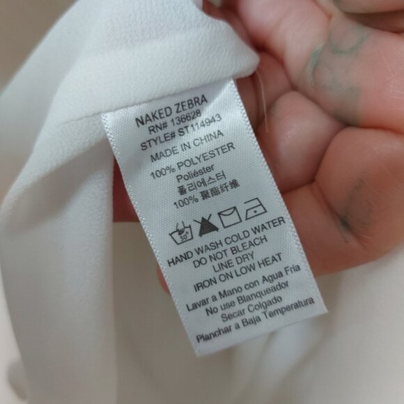 Naked Zebra White sleeveless blouse with ruffle detail at the neckline medium - Picture 6 of 7